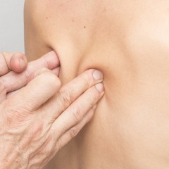 Tiefe Faszienzüge mit den Fingerkuppen - Bindegewebsmassage